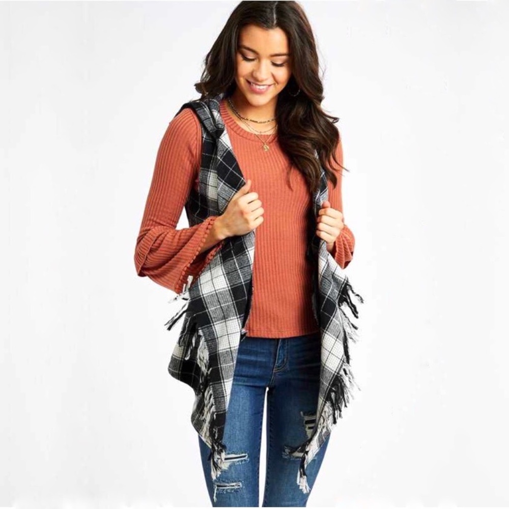ALTAR’D STATE Peyton Vest Black White Plaid Large